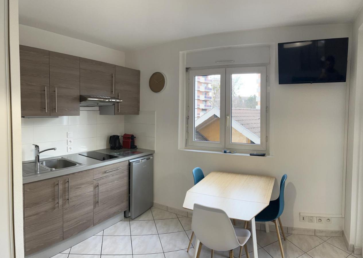 Appartamento le Rialto **** : cozy T2 avec parking / v-rent Annecy Esterno foto